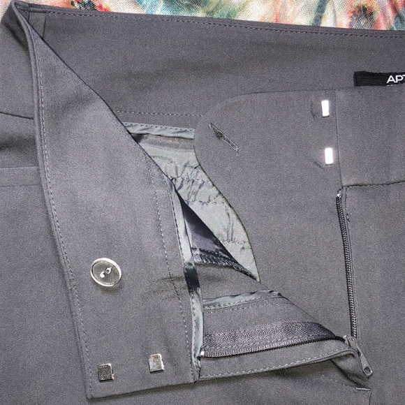 Apt. 9 Mid Rise Lucca Gray Women’s Capri 10 - Picture 7 of 12